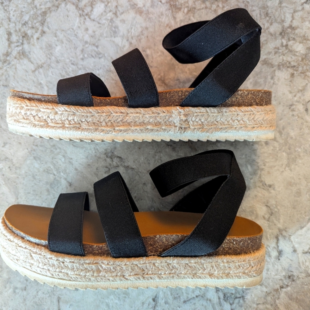 steve Madden - Black Strappy Espadrille Sandals